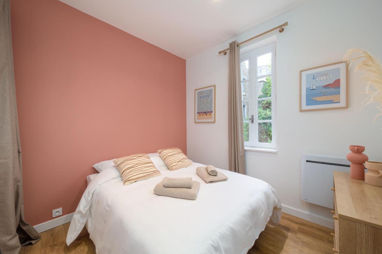 Superbe Appartement Avec Jardin Dinan Centre - Jerzual Exterior photo
